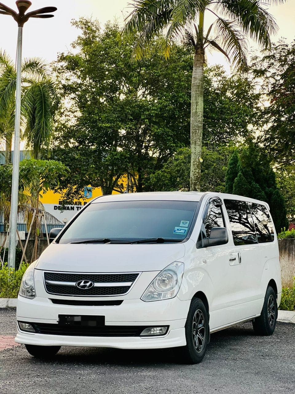 2024 Proton X50 Flagship - image 1