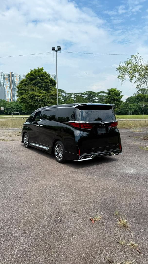 2026 Toyota  Alphard AGH 40 — Car Rental Malaysia