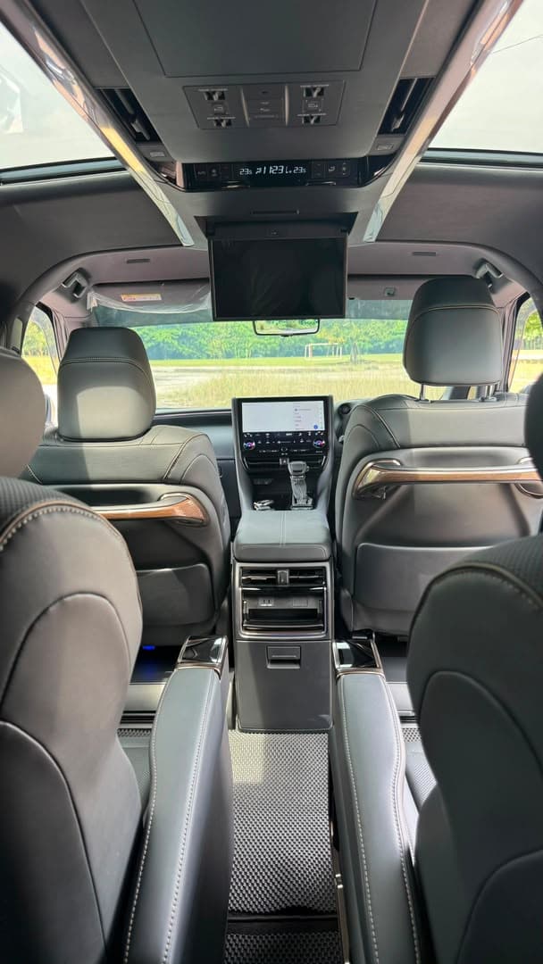 2026 Toyota  Alphard AGH 40 thumbnail 3