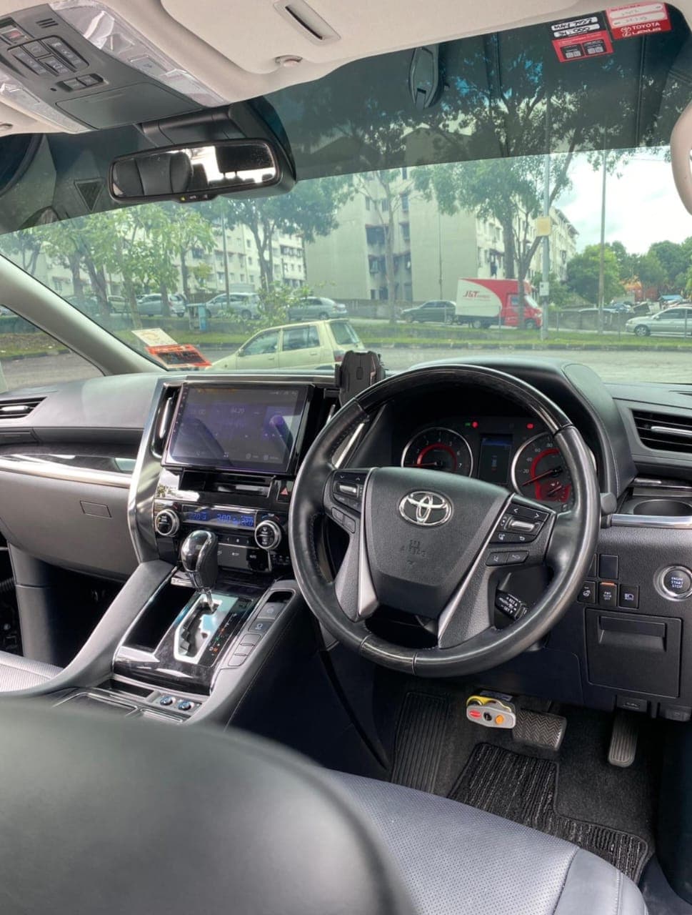 2021 Toyota  Vellfire  ZG  - image 1