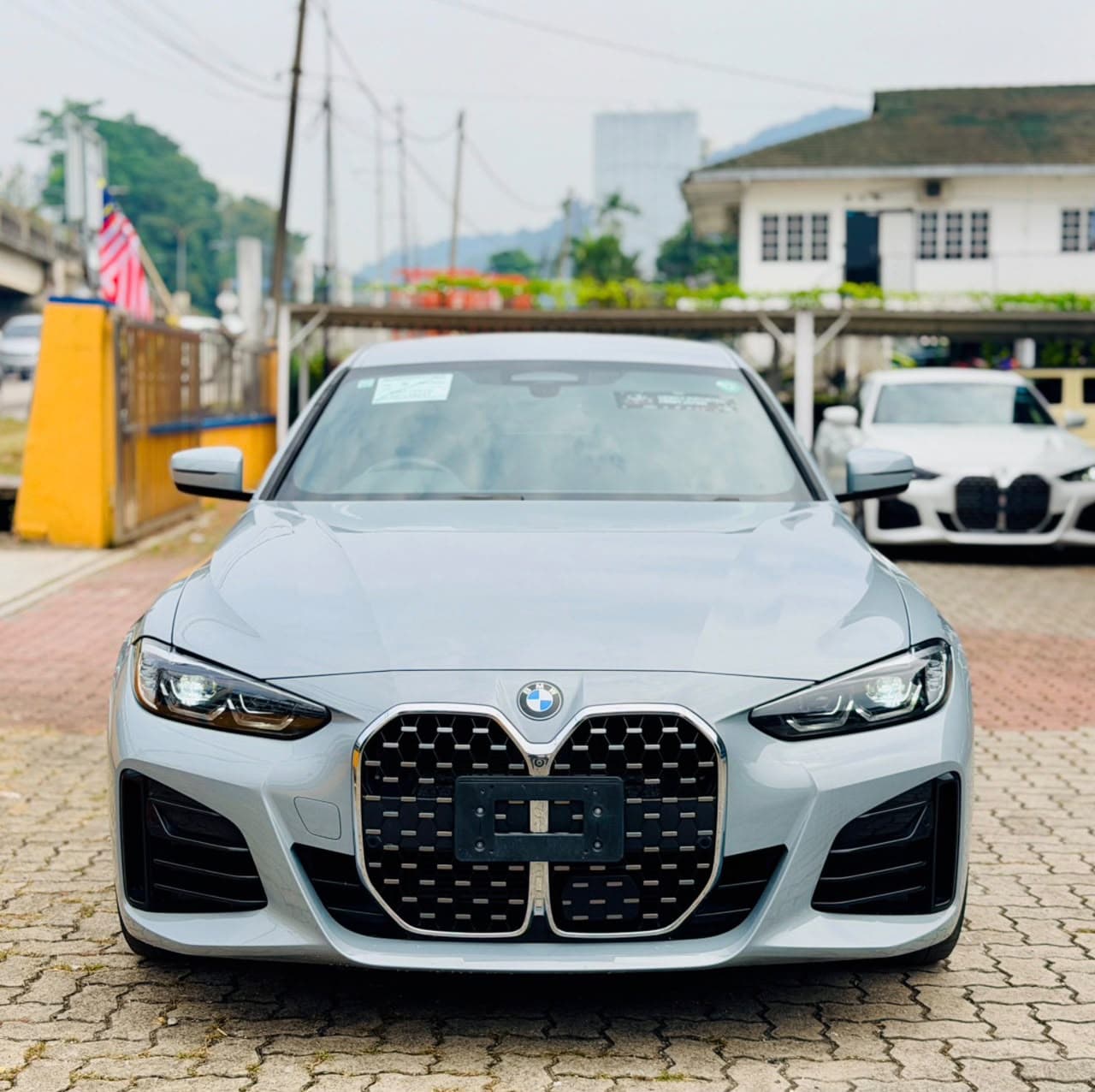 2023 BMW  i4 (G26) Edrive 40 thumbnail 2