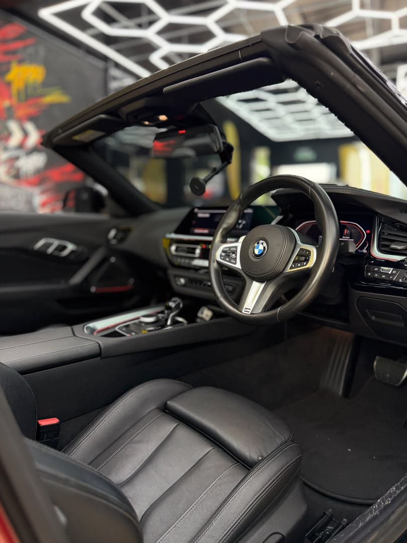 2025 BMW  Z4 - image 1