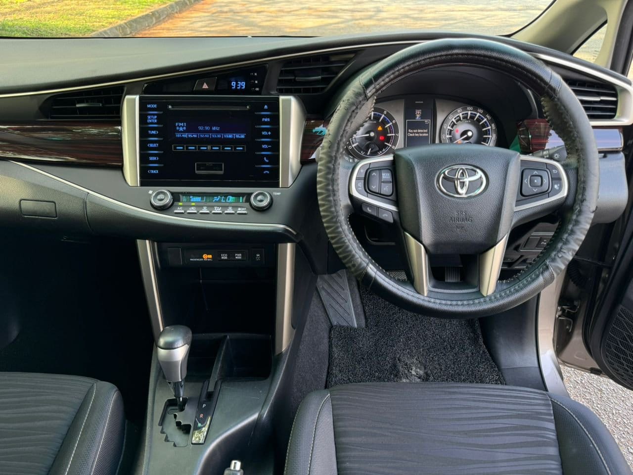 2023 Nissan Almera VLT Turbo thumbnail 4