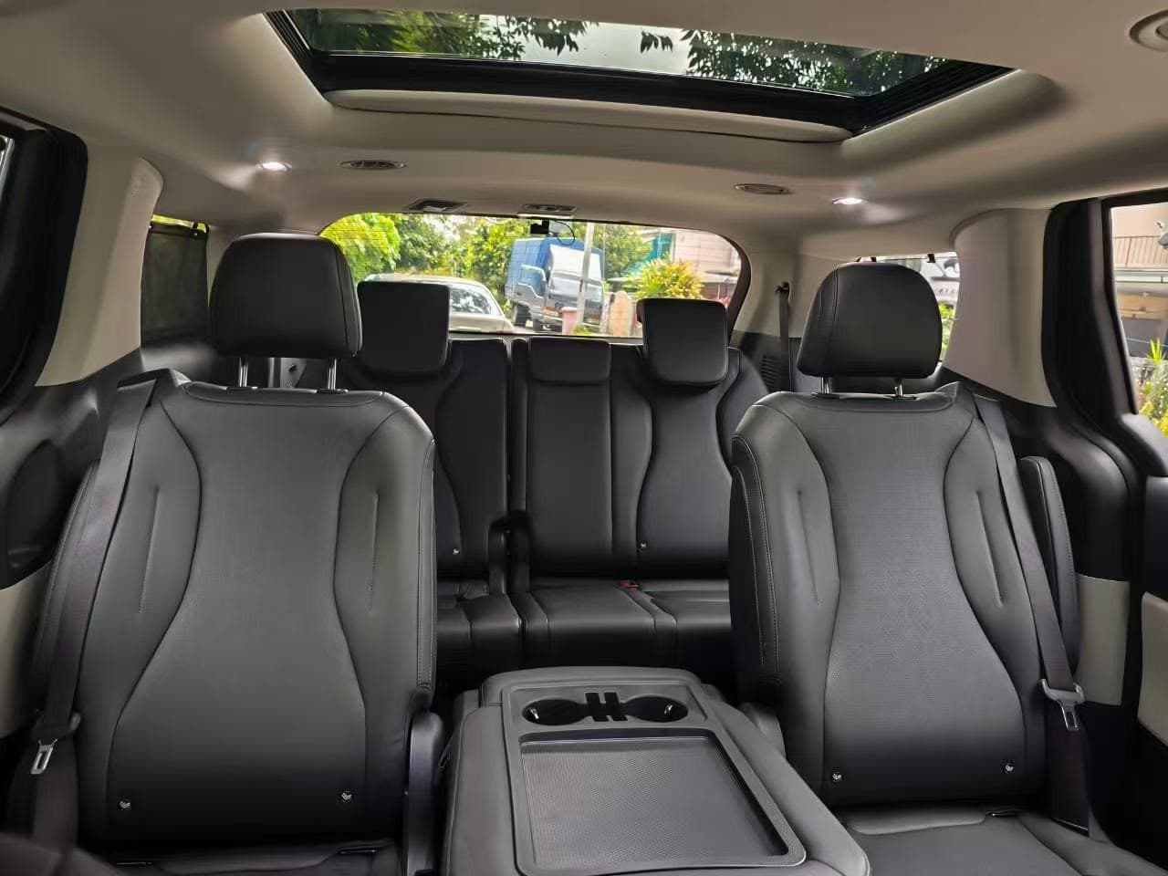 2025 Kia Carnival 2.2 D - image 1