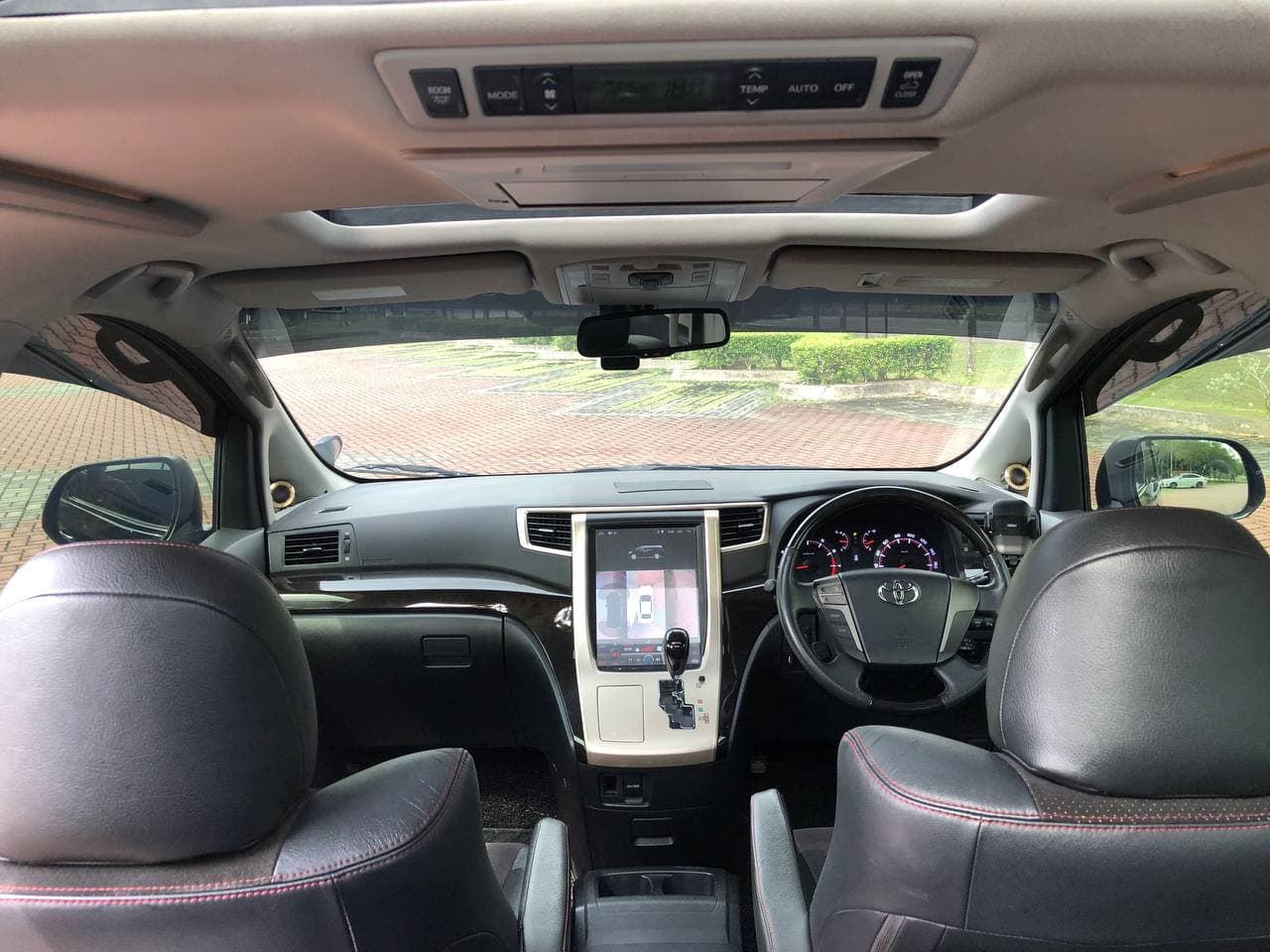 2014 Toyota Vellfire ANH 20 - image 1
